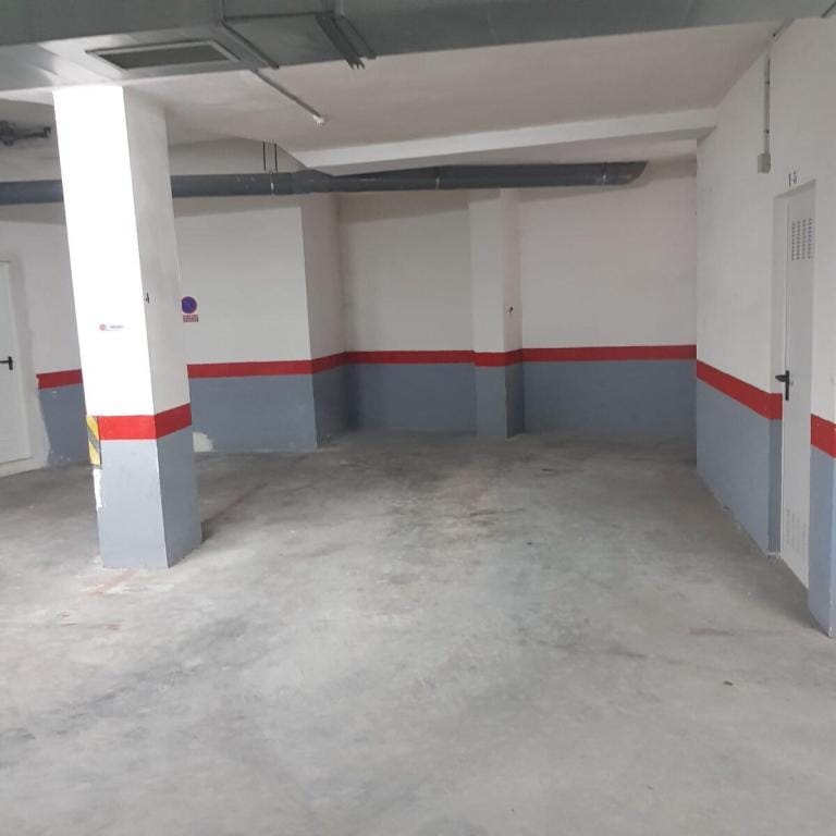 Apratamento grande al lado del Mar con parking. Apartment in Calp