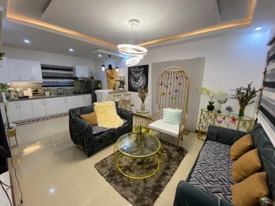 Edimir Transient House? Vacation rental in Tagaytay
