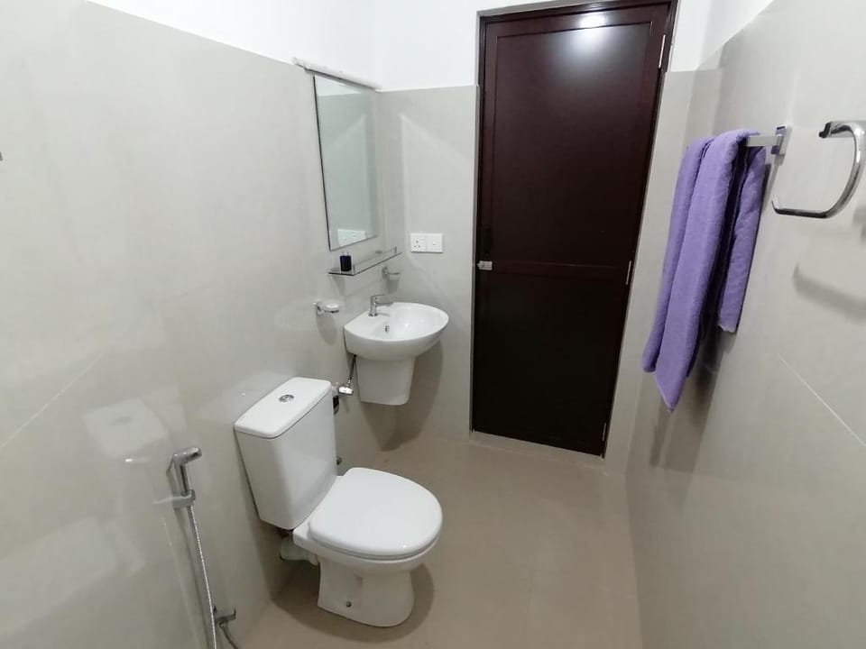 D & D Lodge Vacation rental in Galle