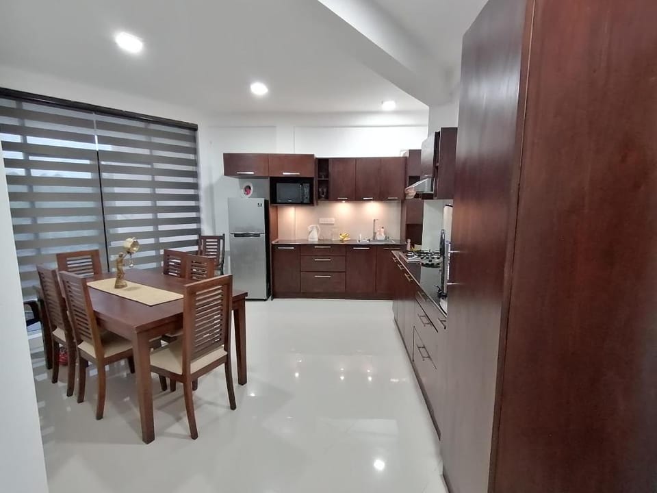D & D Lodge Vacation rental in Galle