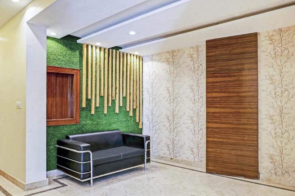 Hotel O Aditya residency Hotel in Varanasi