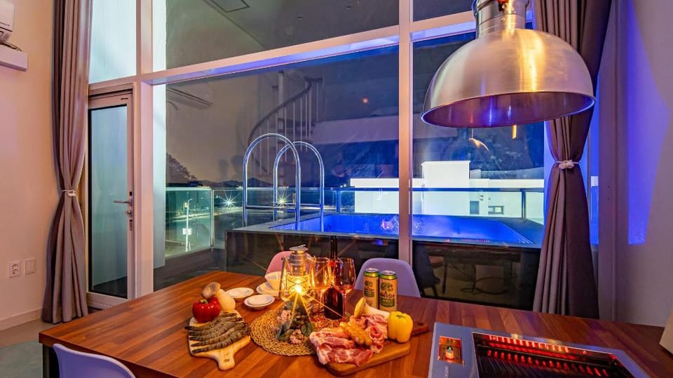 geojae sunstay poolvilla Bed and Breakfast in South Korea