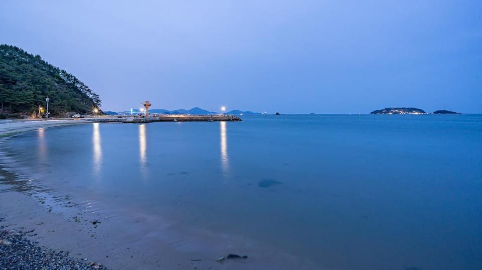 geojae sunstay poolvilla Bed and Breakfast in South Korea