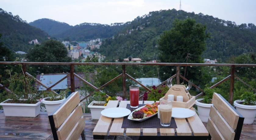 Just Naturals Wellness Resort Nainital Hotel in Uttarakhand
