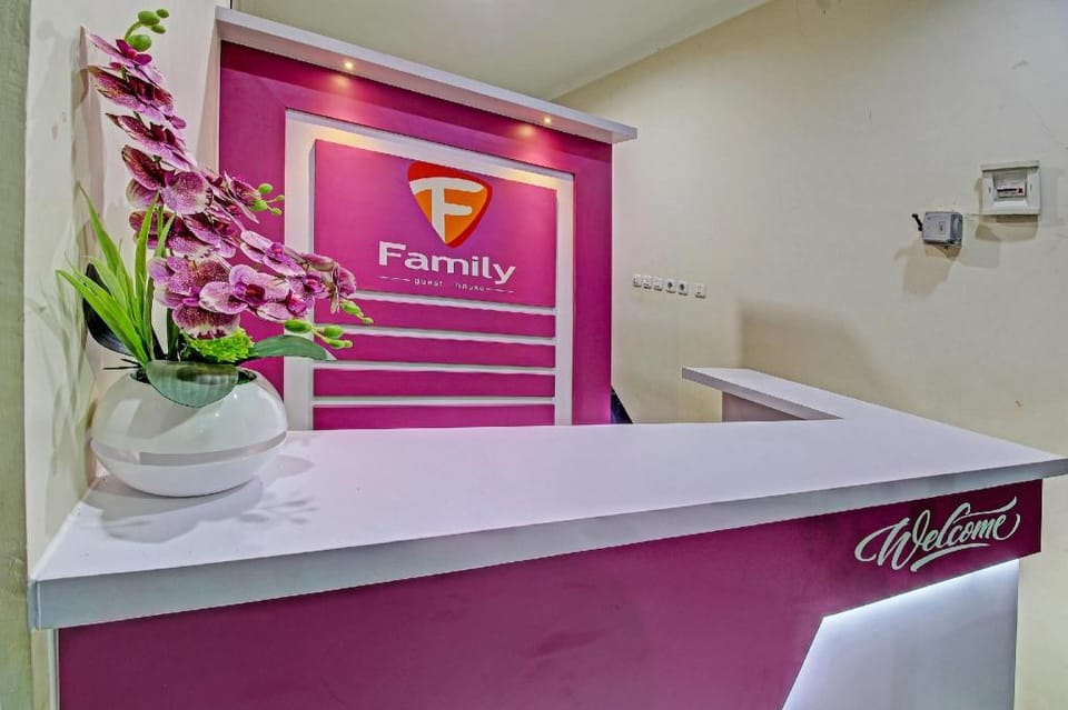 Hotel O Family Guest House Syariah Hotel in East Java
