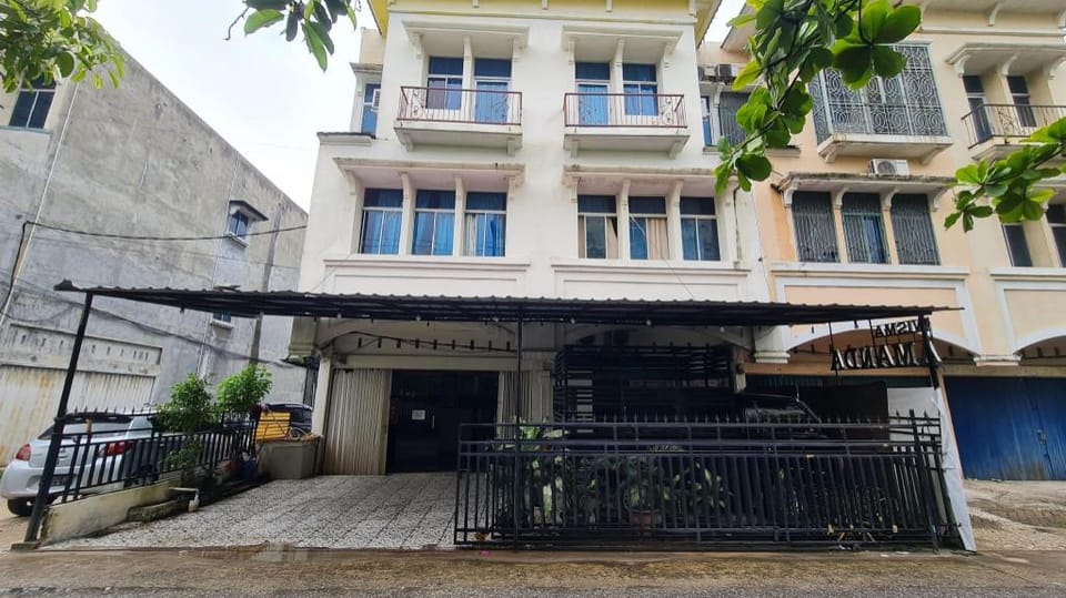 OYO 91200 Wisma Gio Amanda Hotel in West Sumatra, Indonesia