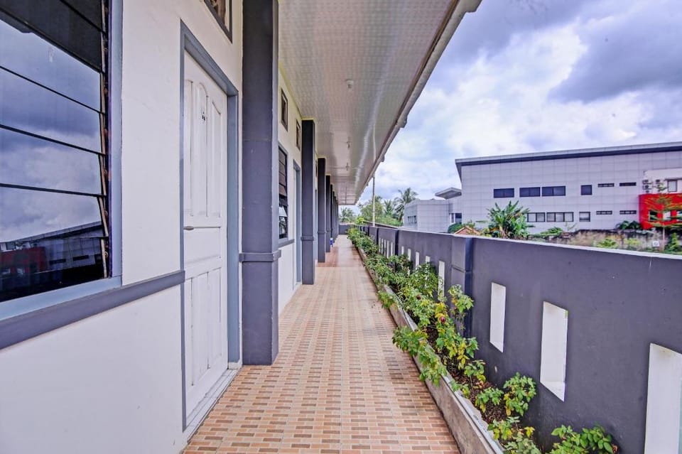OYO 91231 Penginapan Fathona Syariah Hotel in Indonesia