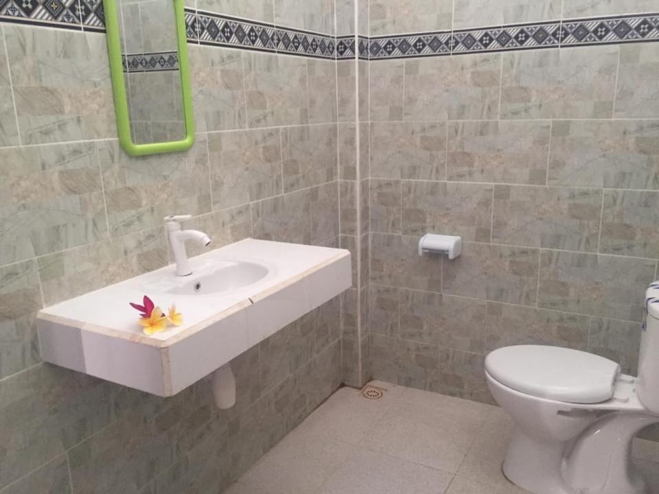 RINA HOMESTAY LEMBONGAN Apartment in Nusapenida