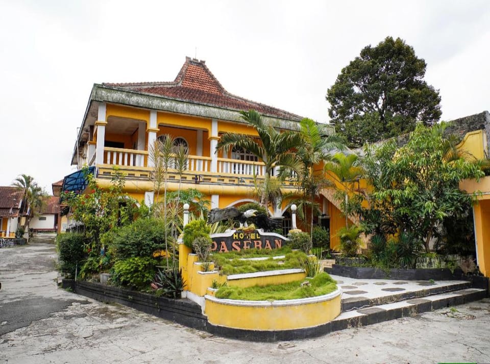 SPOT ON 91185 Paseban House Hotel in West Java