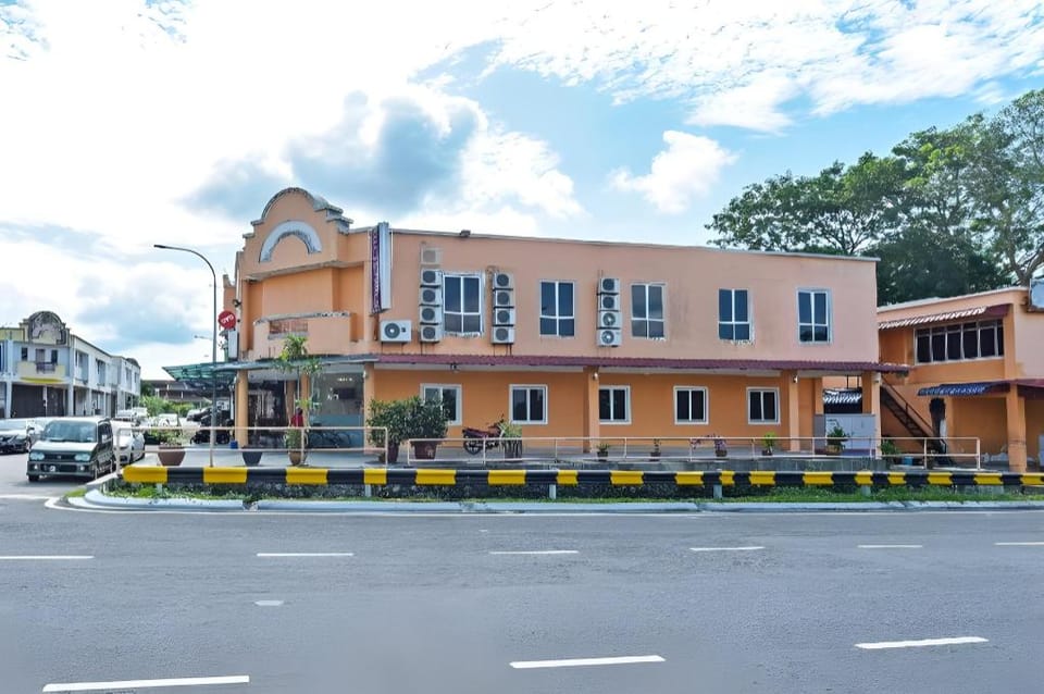 OYO 90510 Hotel Sahara Hotel in Johor