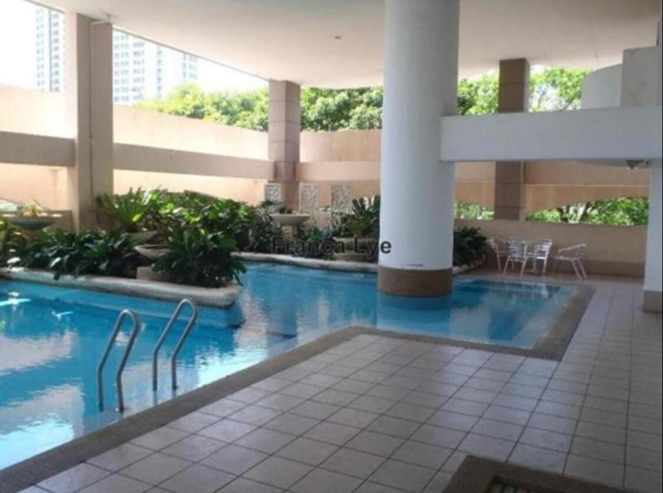KL prime area. Publica Hartamas. One free carpark. Apartment in Petaling Jaya