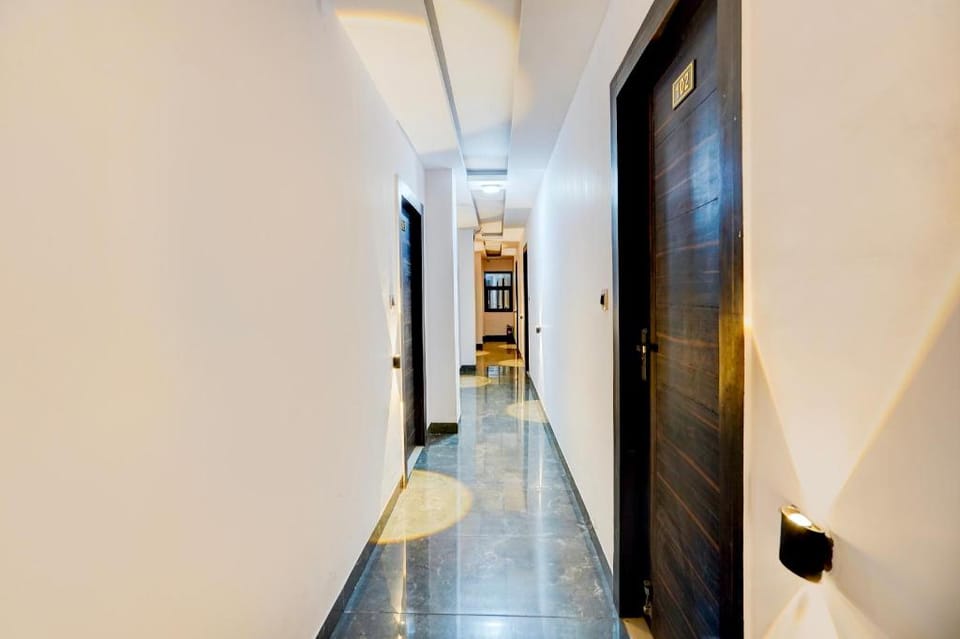Super Hotel O Haridwar Near Shanti Kunj Hotel in Uttarakhand