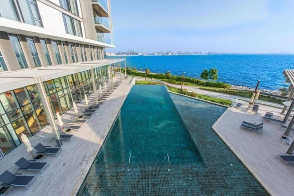 Elegant 2+1 BR with Fantastic Views of Ain Dubai Apartment in Dubai