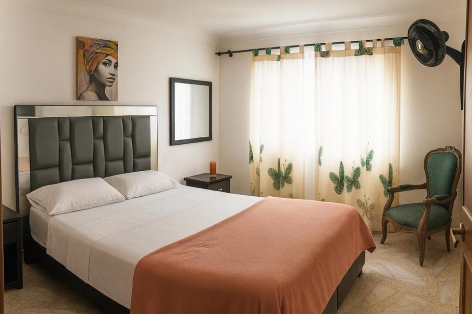 come to me Hotel in Cali