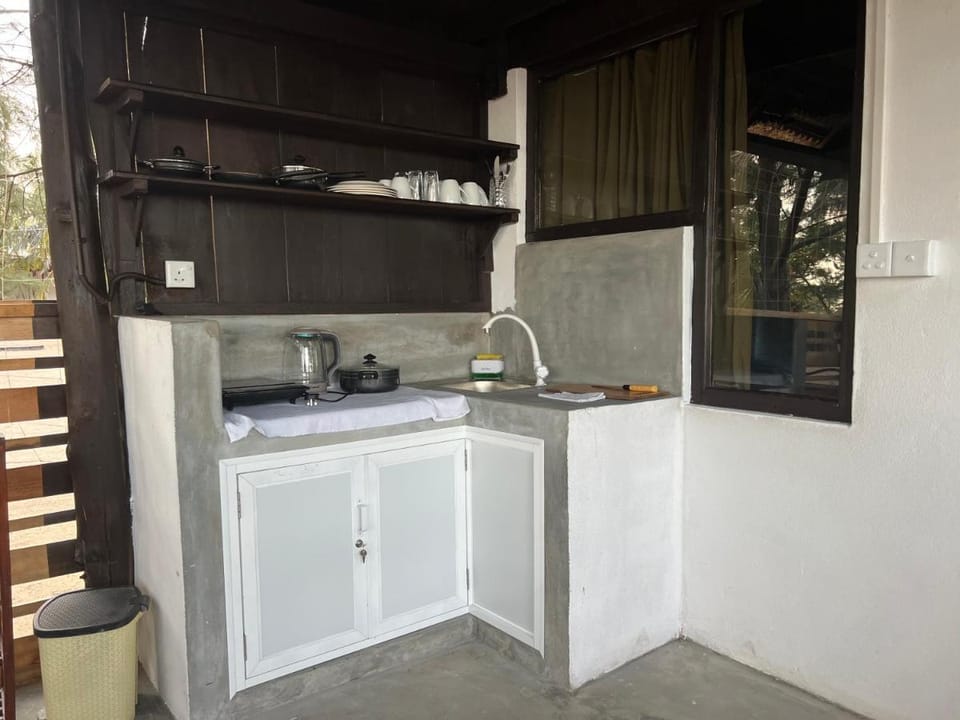 Sand Dune Beach Hotel & Surf Camp Bed and Breakfast in Sri Lanka