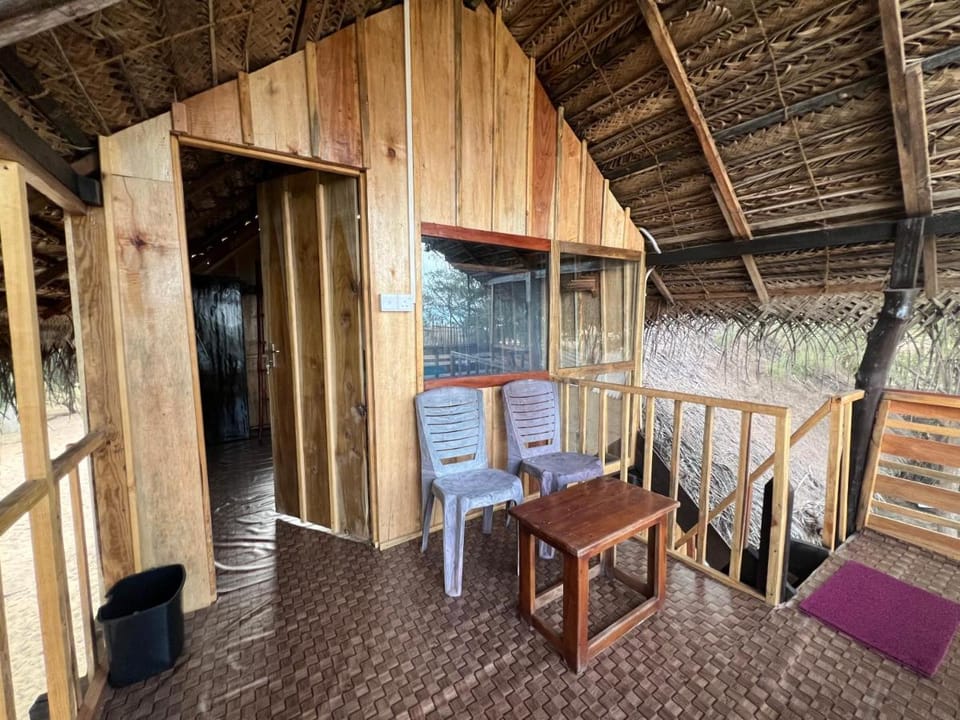 Sand Dune Beach Hotel & Surf Camp Bed and Breakfast in Sri Lanka