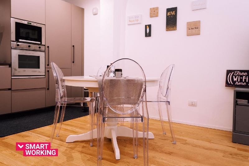 Appartamento elegante alle Due Torri by Wonderful Italy Apartment in Bologna