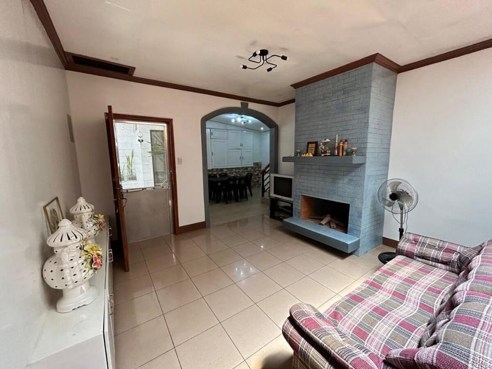 Jjcozy Guesthouse at Sta. Escolastica Vacation rental in Baguio