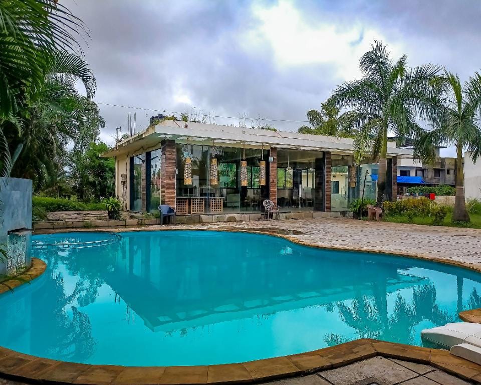 Maison Calme  3BHK Jacuzzi Villa - Lakhani Estates Villa in Lonavla