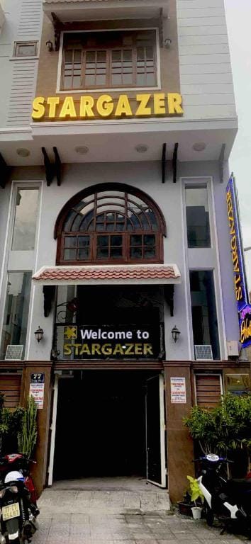 Stargazer Hotel - Double Kings Apartment in Da Nang