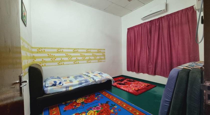 HomeStay with Serene Surrounding Vacation rental in Penang