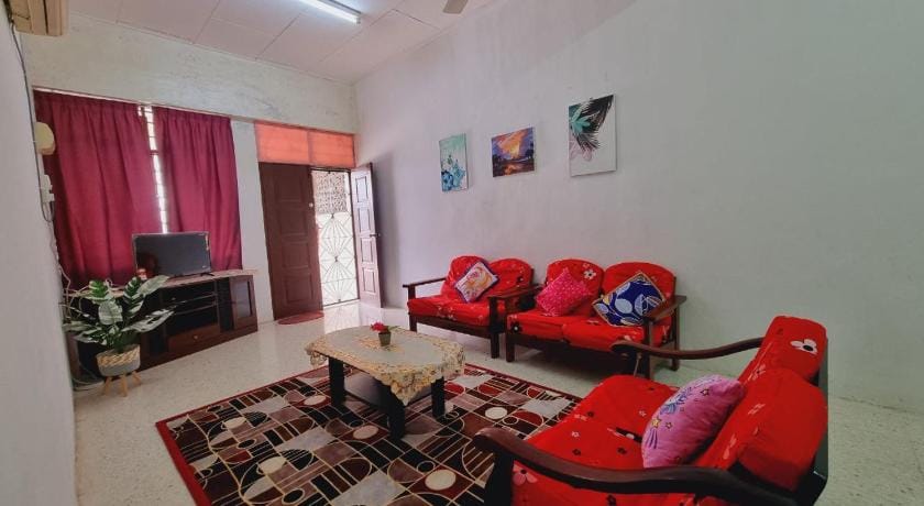 HomeStay with Serene Surrounding Vacation rental in Penang