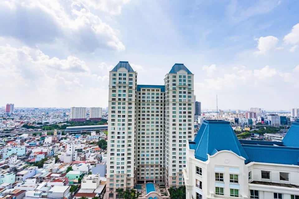 Melody @ The manor 2 building ★ Free roof pool★ Apartment in Ho Chi Minh City