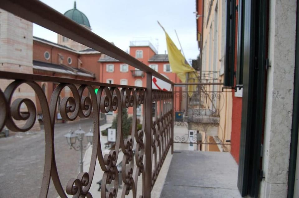 SUITE SUPERIOR, Verona//★★★★★//1K_HOME// Apartment in Veneto