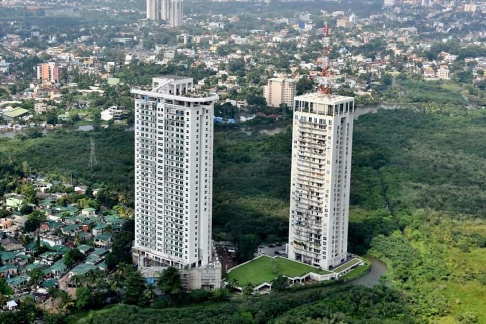 Three Bedroom Luxury Apartment Apartment in Western Province