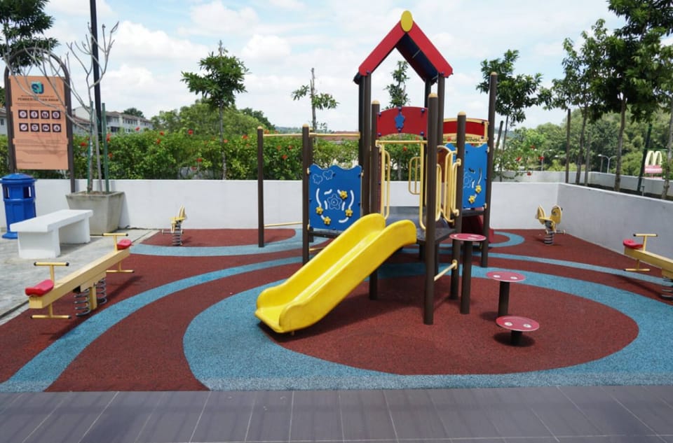 Little world for Lovely couple★WIFI★Comfy★ Apartment in Selangor, Malaysia