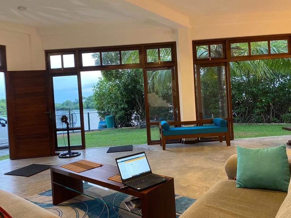 Aurora Lagoon Front -  mangroves and lagoon Villa in Negombo