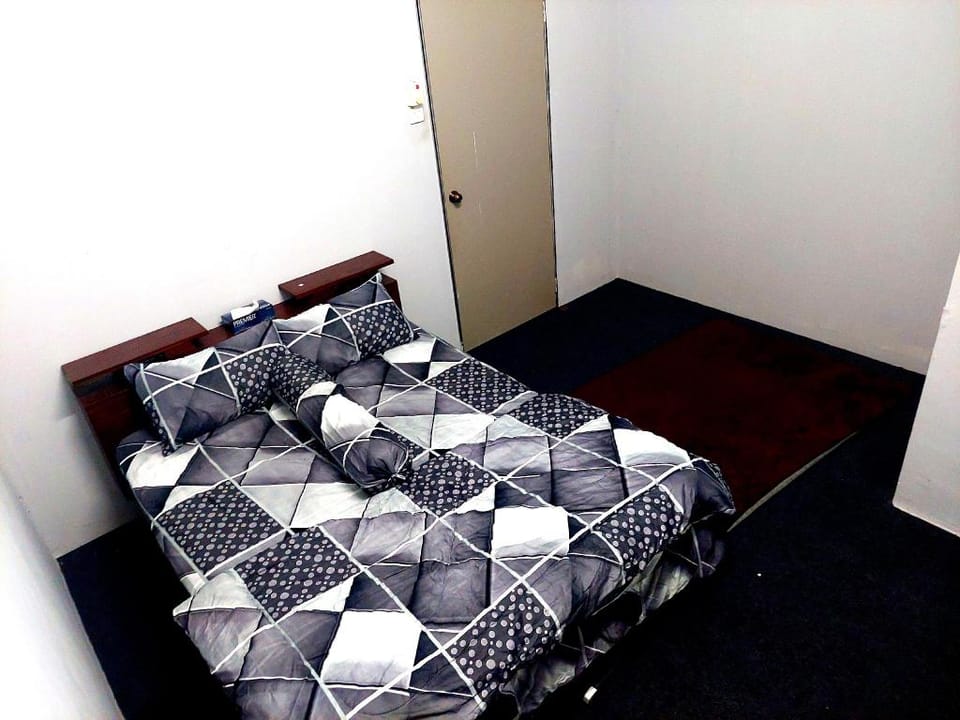 V2 HOMESTAY Apartment in Johor
