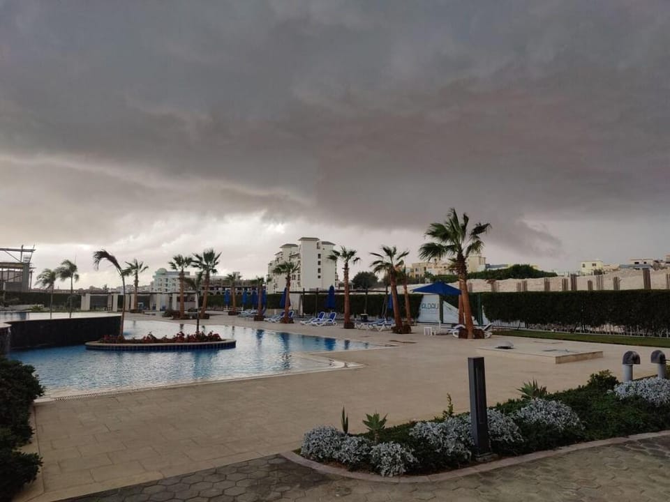 luxury apartments in aldau heights with two pools Apartment in Hurghada