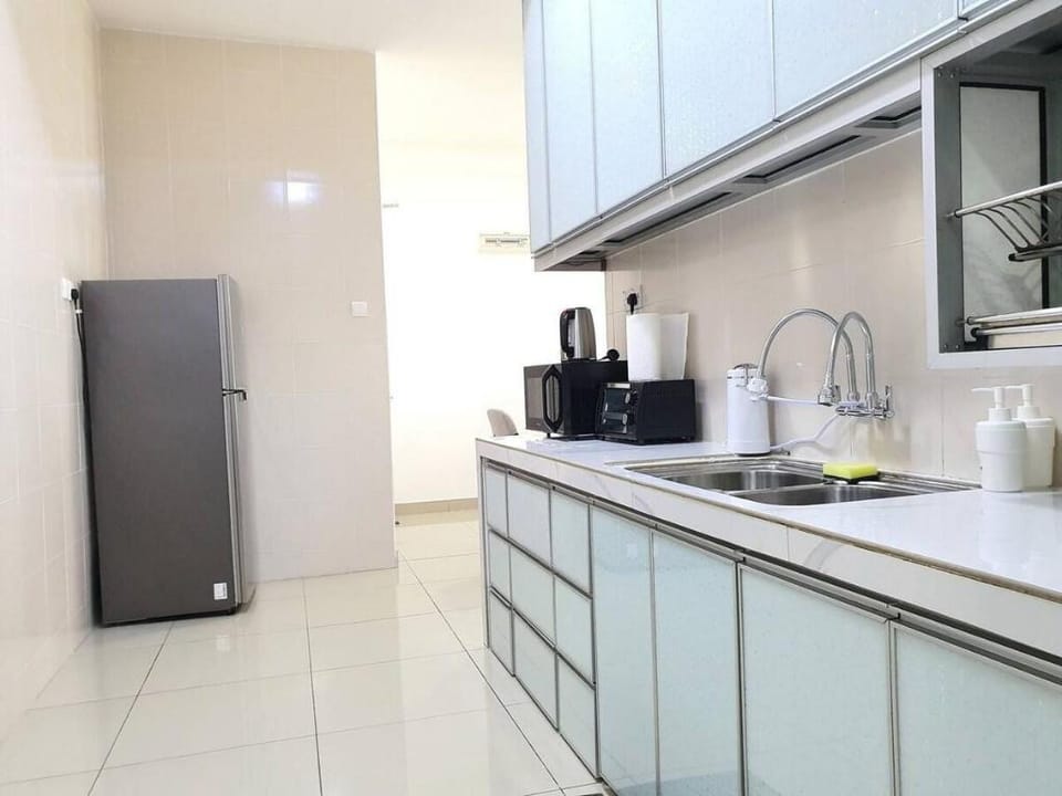 The KL Getaway @ Rafflesia Condo, Wifi Netflix Apartment in Federal Territory of Kuala Lumpur