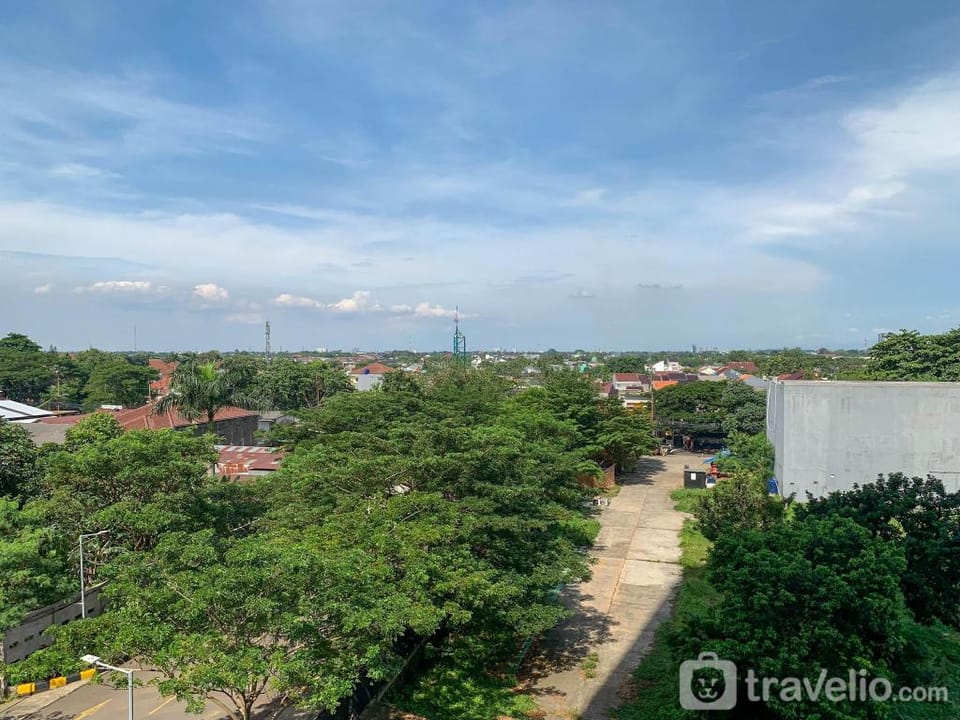 Homey Comfortable 1BR at Cinere Resort By Travelio Apartment in South Jakarta City