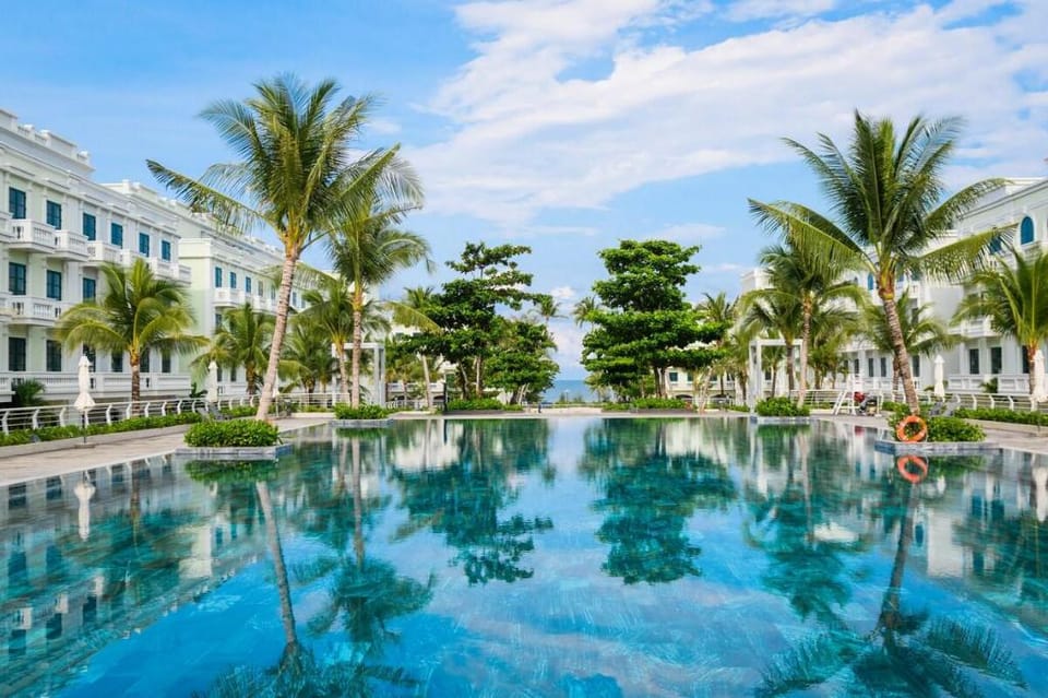 Vintage beach townhouse 9BR shared swimming pools Vacation rental in Phu Quoc
