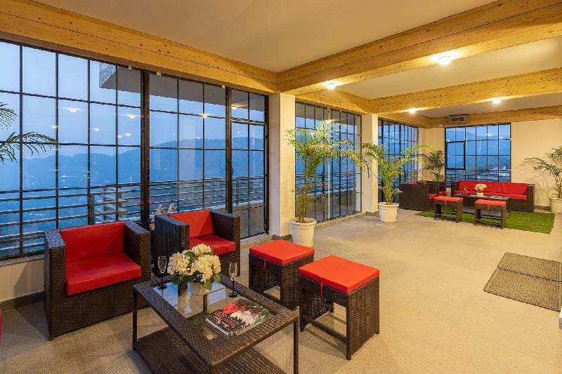 Pristine Pines by VEO - Part of StayVista Villa in Himachal Pradesh