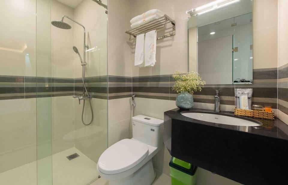 Nice room in boutique hotel in central, near beach Apartment in Nha Trang