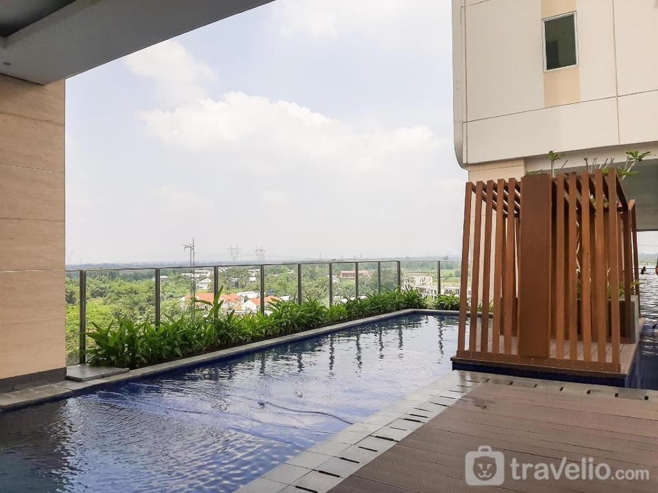 Simply Look Studio Apt at B Residence By Travelio Apartment in West Java