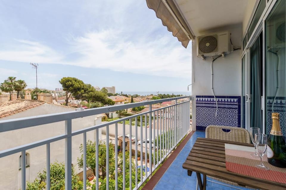 MalagaSuite Benalmadena Relax & Sun Apartment in Torremolinos