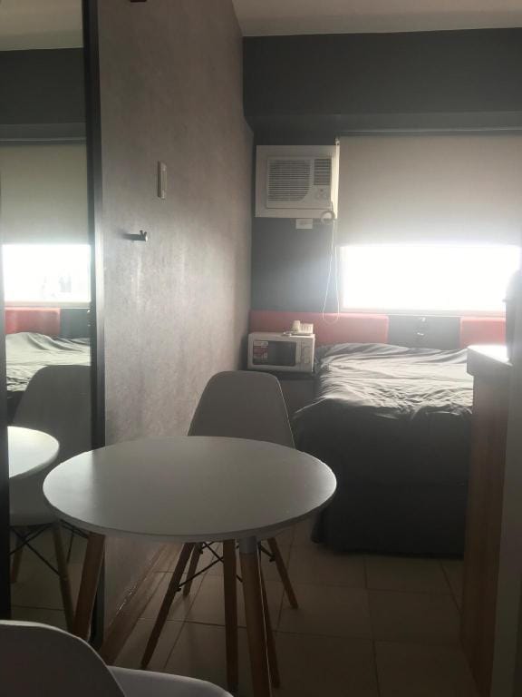Affordable penthouse staycation in Mandaluyong Apartment in Mandaluyong