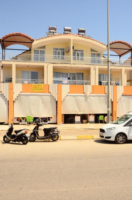 HUZURLU BİR ORTAM SİZLERİ BEKLİYOR!!! Apartment in Side