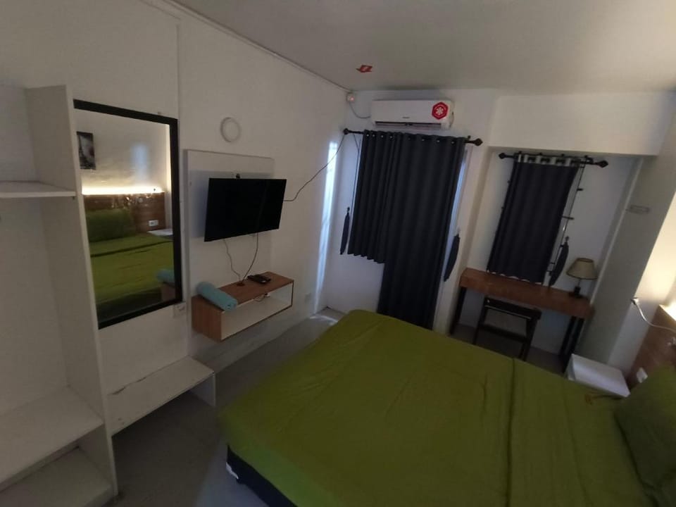 Grand sentralend by AT.ROOM 12,33,34,39,05,12 Apartment in West Java