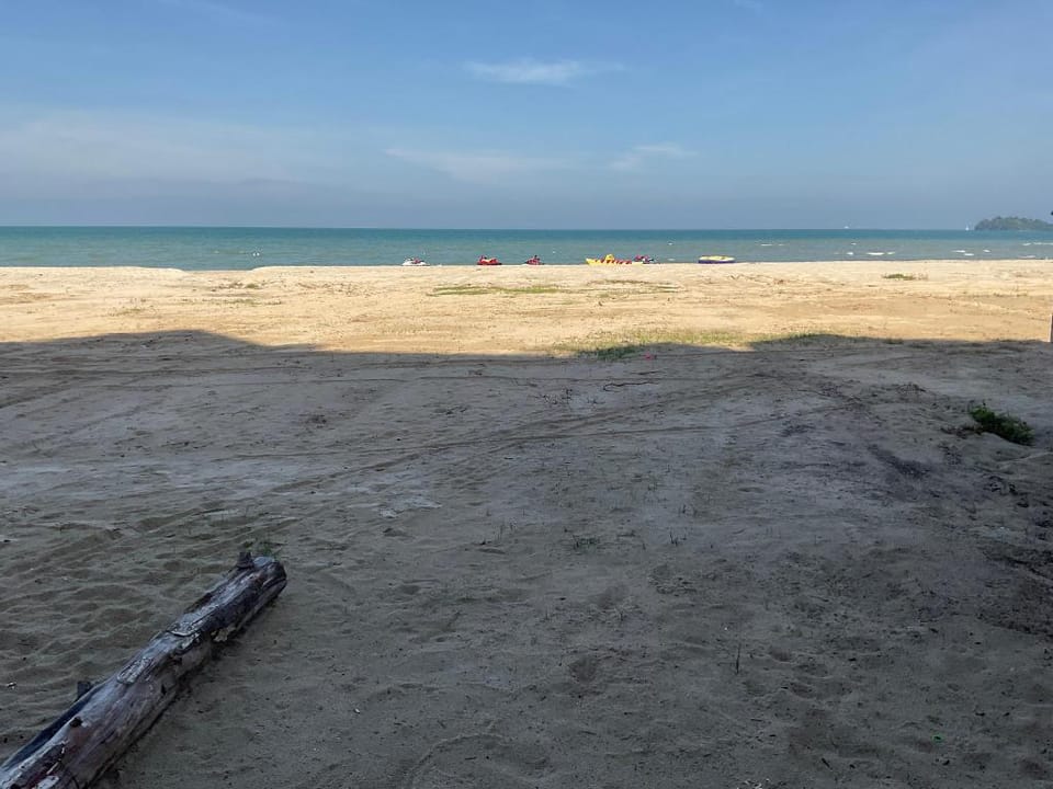 Beachfront Seaview Corus Paradise Apartment PD Apartment in Port Dickson