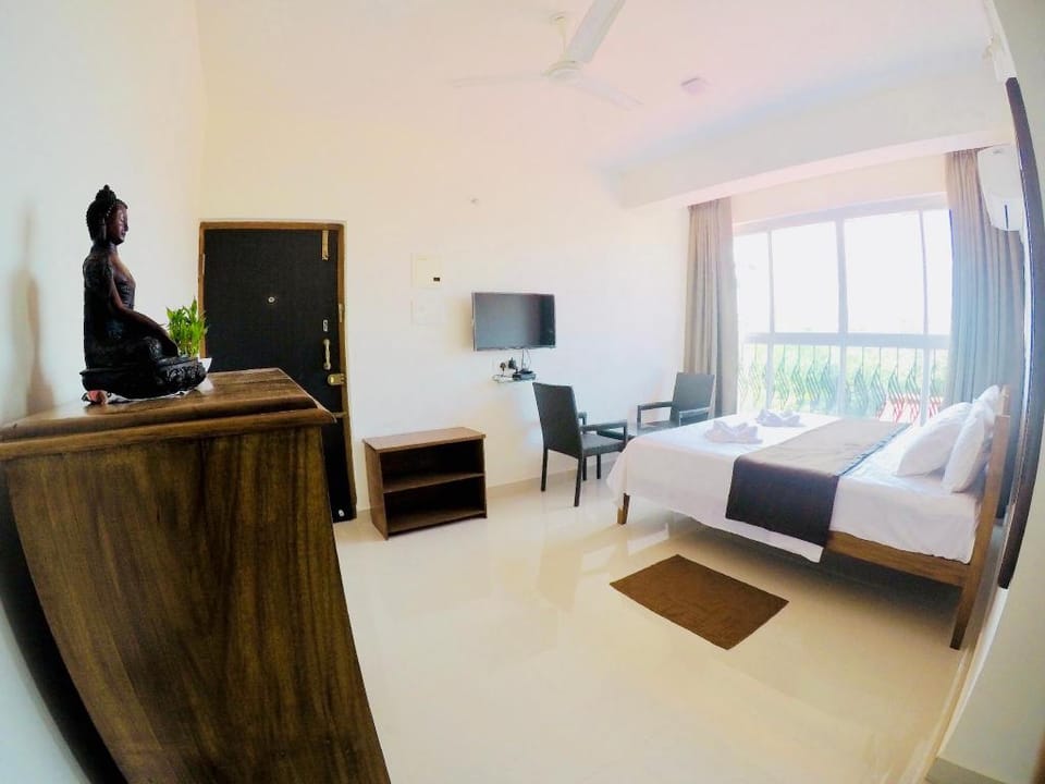 Octopus Luxury Apartment for (2-3pax) Apartment in Baga