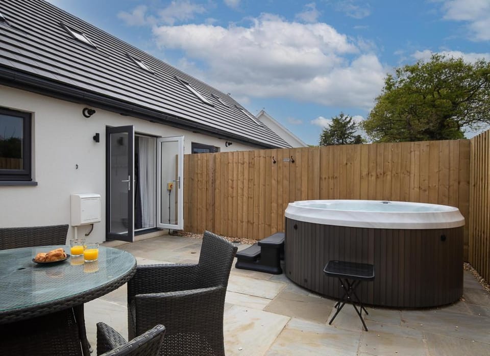 Hawthorn Cottage Hotel in Saint Florence