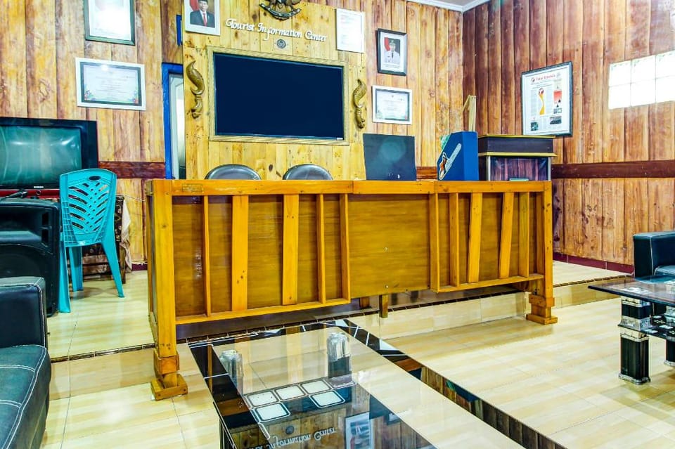 OYO HOMES 91242 Desa Wisata Cibuntu Kuningan Syariah Hotel in West Java