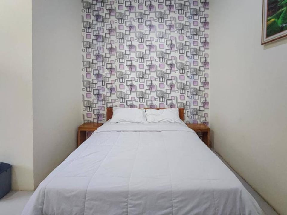 RedDoorz @ Tanakatto Homestay Waikabubak Hotel in Indonesia