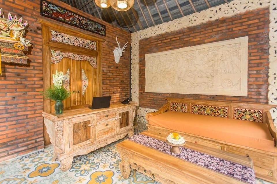 Wooden Ganeca Villas by GenuineHost Villa in Payangan
