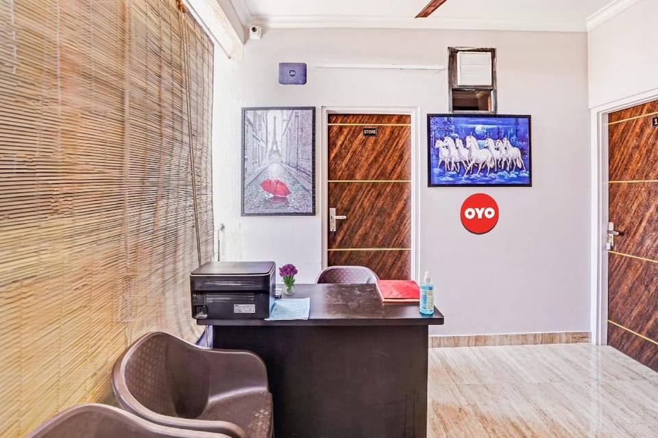 OYO 88049 Royal Rajputana Hotel in Jaipur